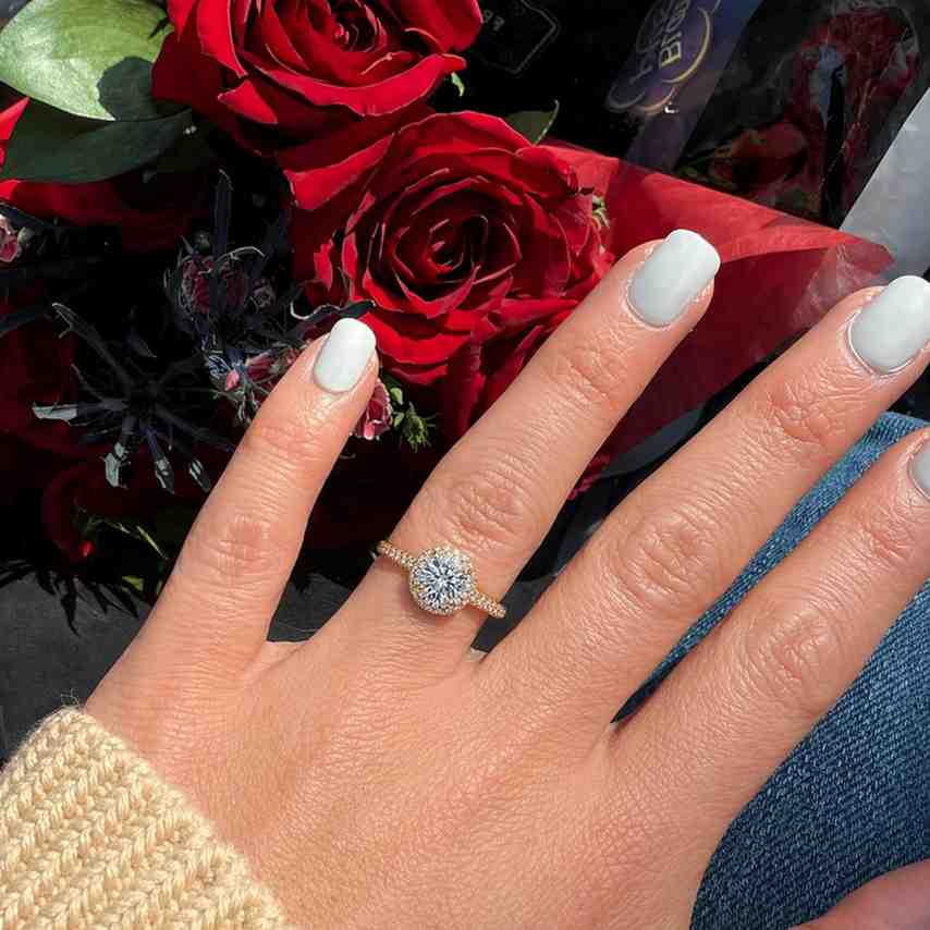 Round Cut Lab Grown Diamond Halo Engagement Ring in 14K Yellow Gold