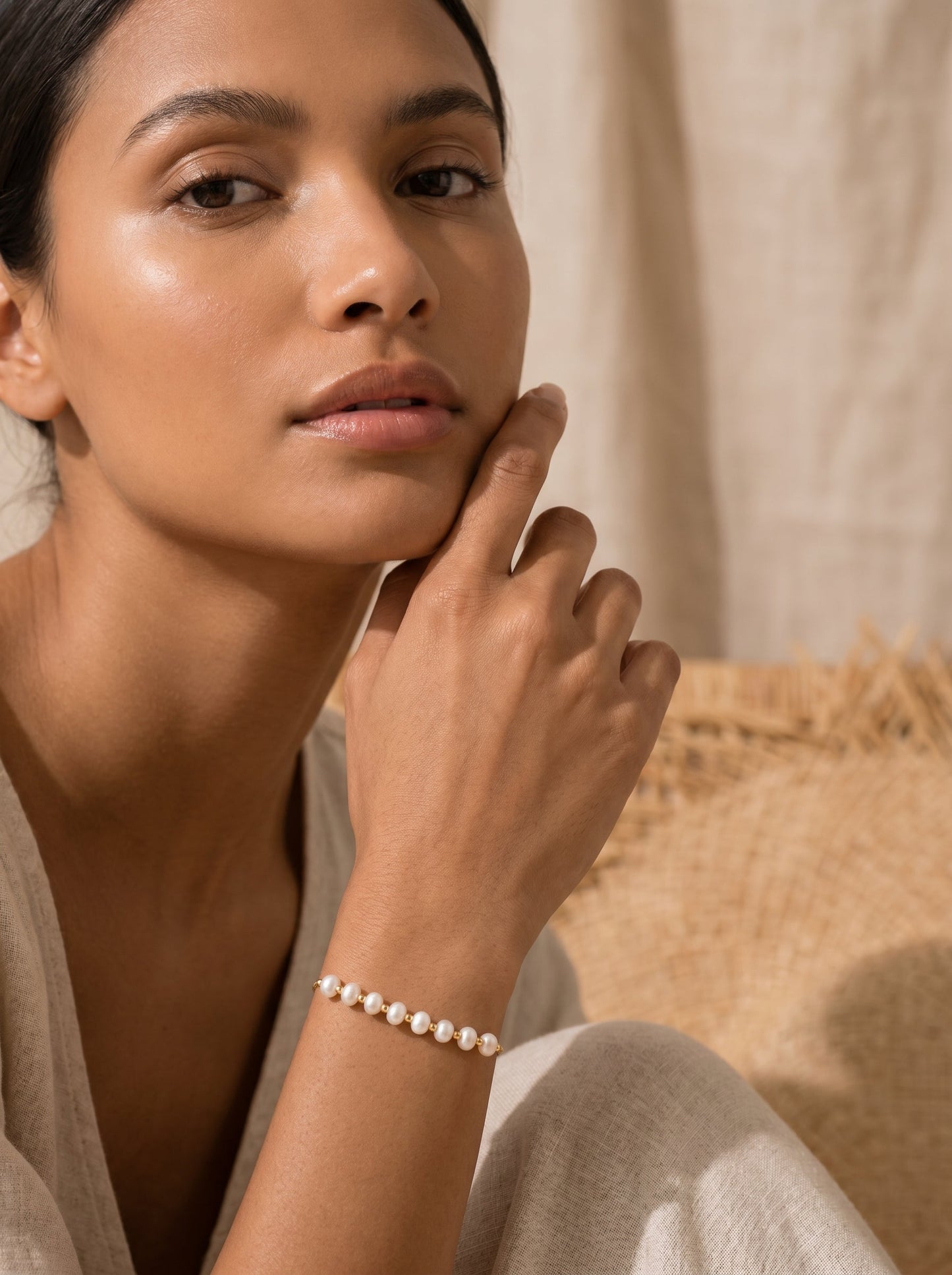 Bracelet Sweet Lily | Perles d'Eau Douce & Chaîne Dorée – Univers Parisienne chic
