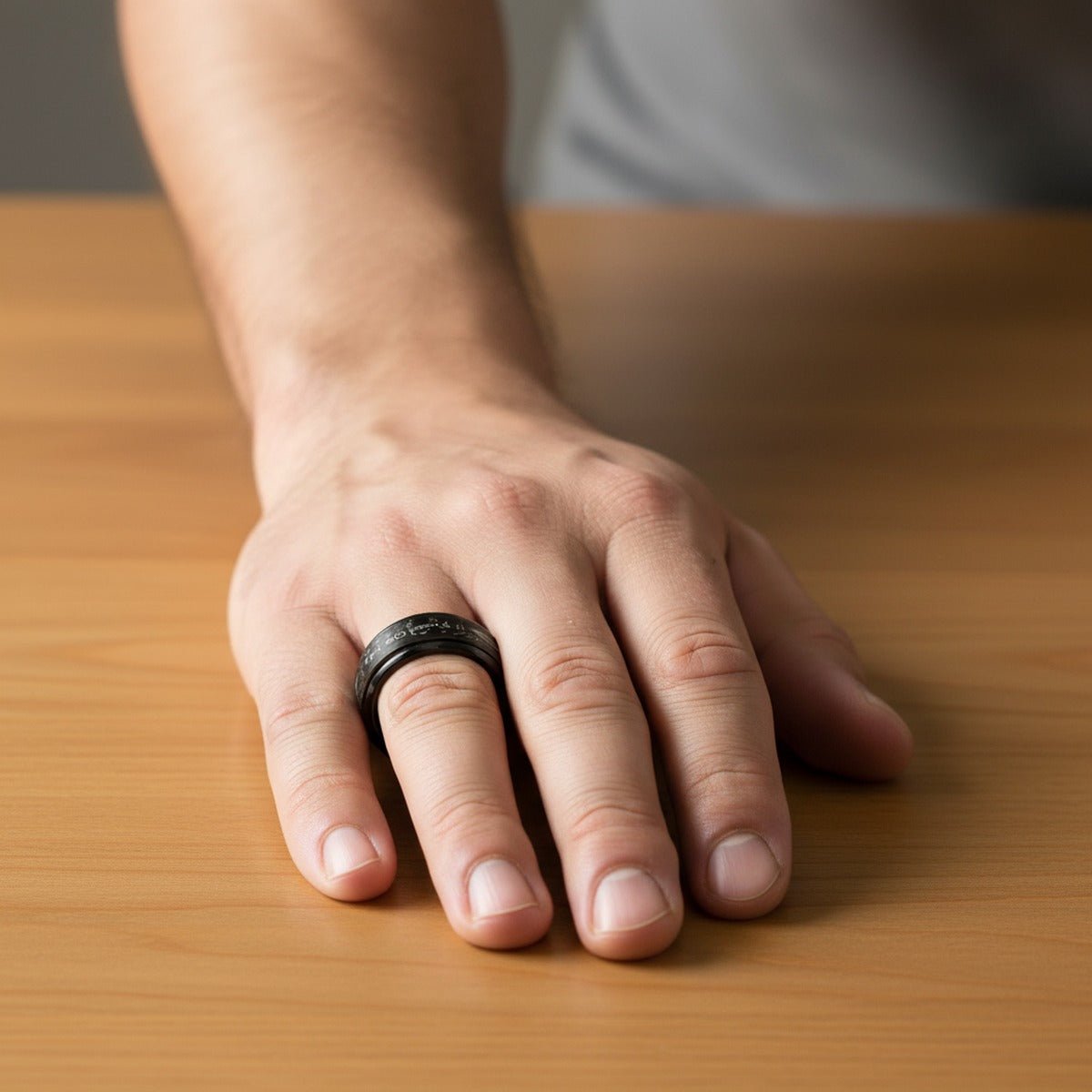 DON'T TREAD ON ME | Black Tungsten Spinner Ring, Snake Design