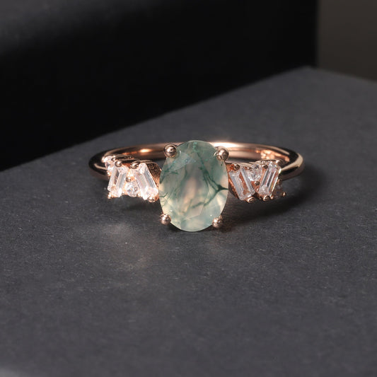 Oval Style Unique Design Moss Agate Engagement Ring