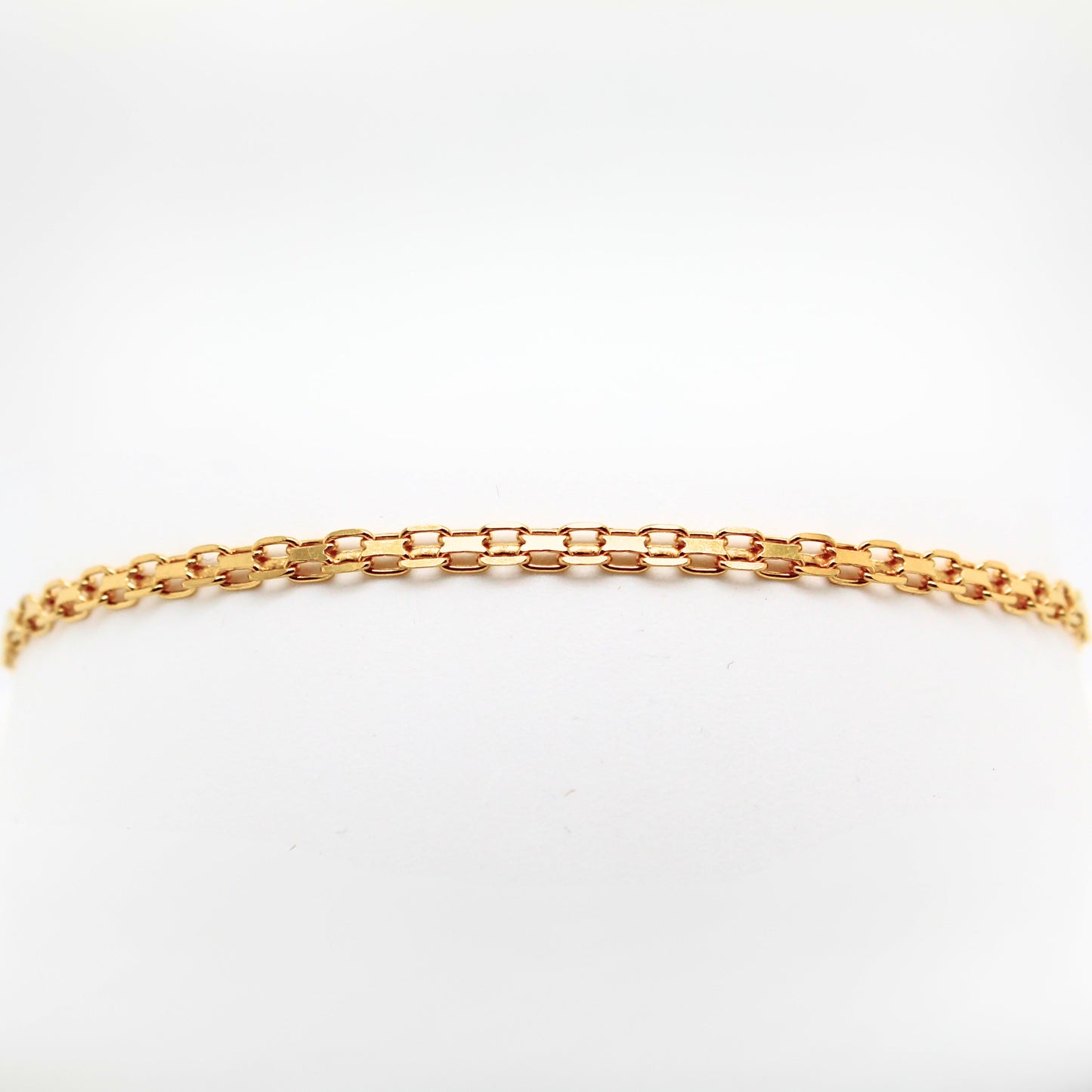14K Yellow gold flat Bismarck bracelet