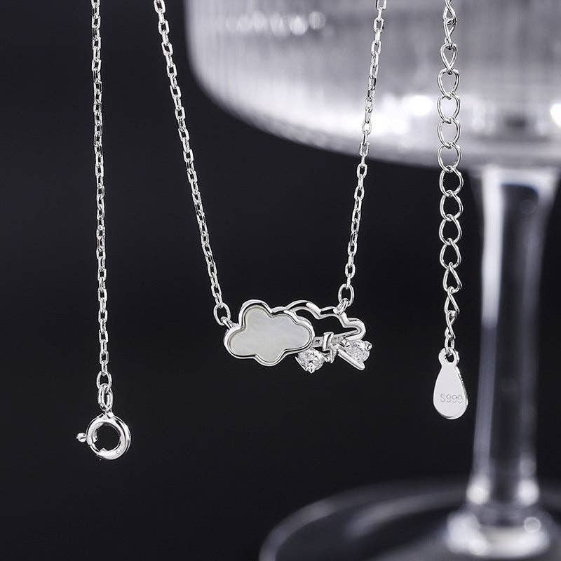 Mother Of Pearl Cloud Rain Necklace in 925 Sterling Silver: Gold