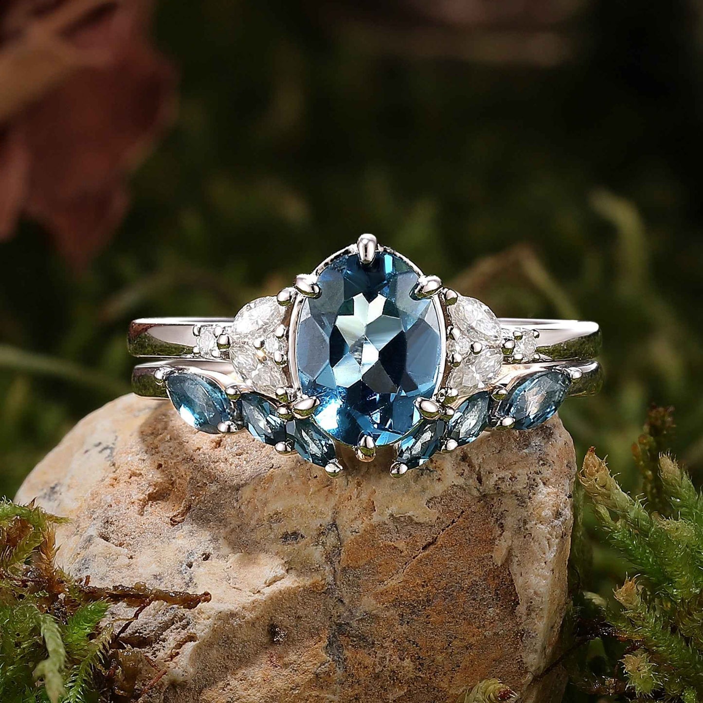 Cluster Oval London Blue Topaz Gemstone Silver Ring Set 2pcs