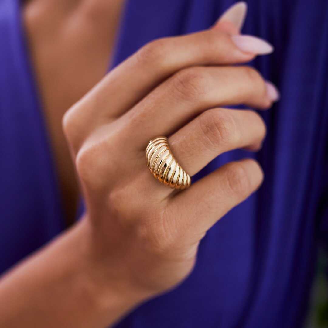 Croissant Ring 14k Gold