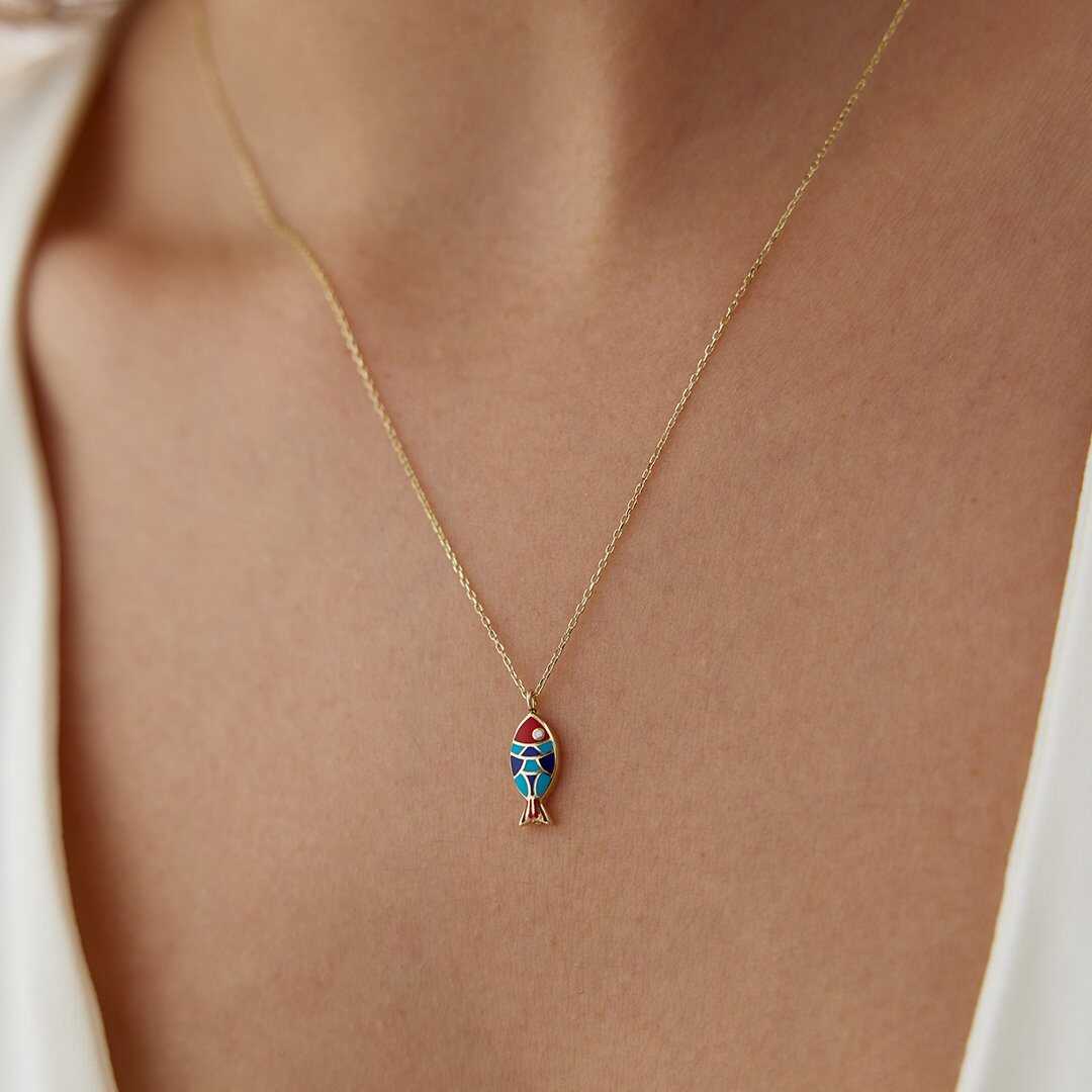 14k Gold Fish Pendant Necklace