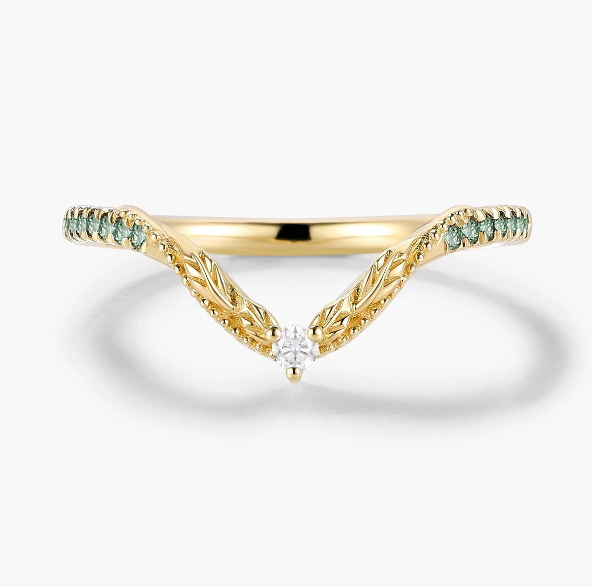 Nature-Inspired Leaf Wedding Band – Blue Sapphire and Moissanite Details