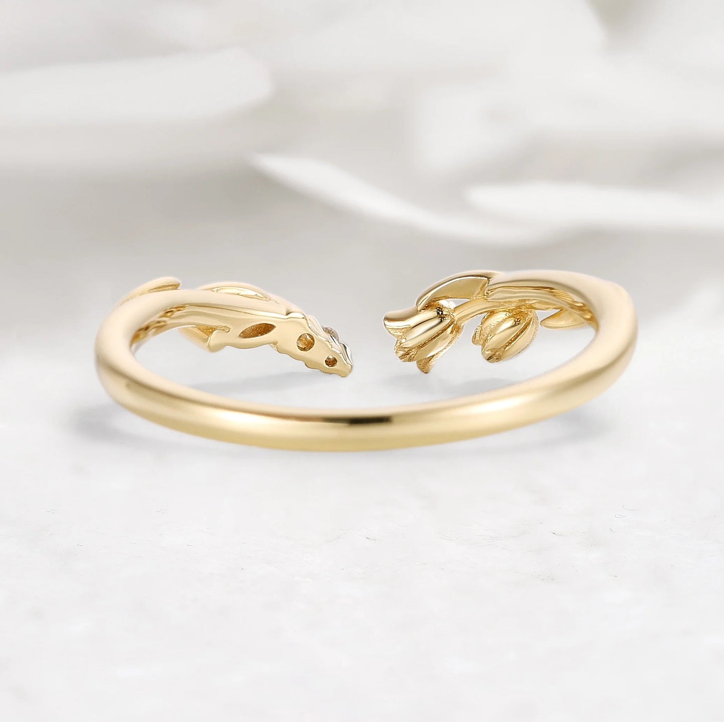 Nature Inspired Tulip Bouquet Moissanite V-Shaped Open Wedding Band - Lila