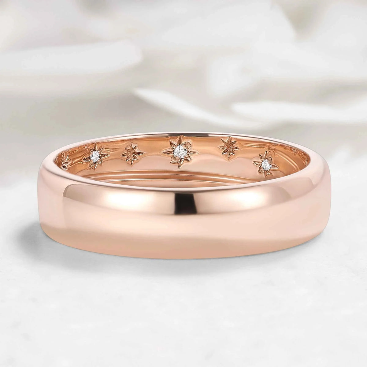 Hidden Star Moissanite Men's Wedding Band