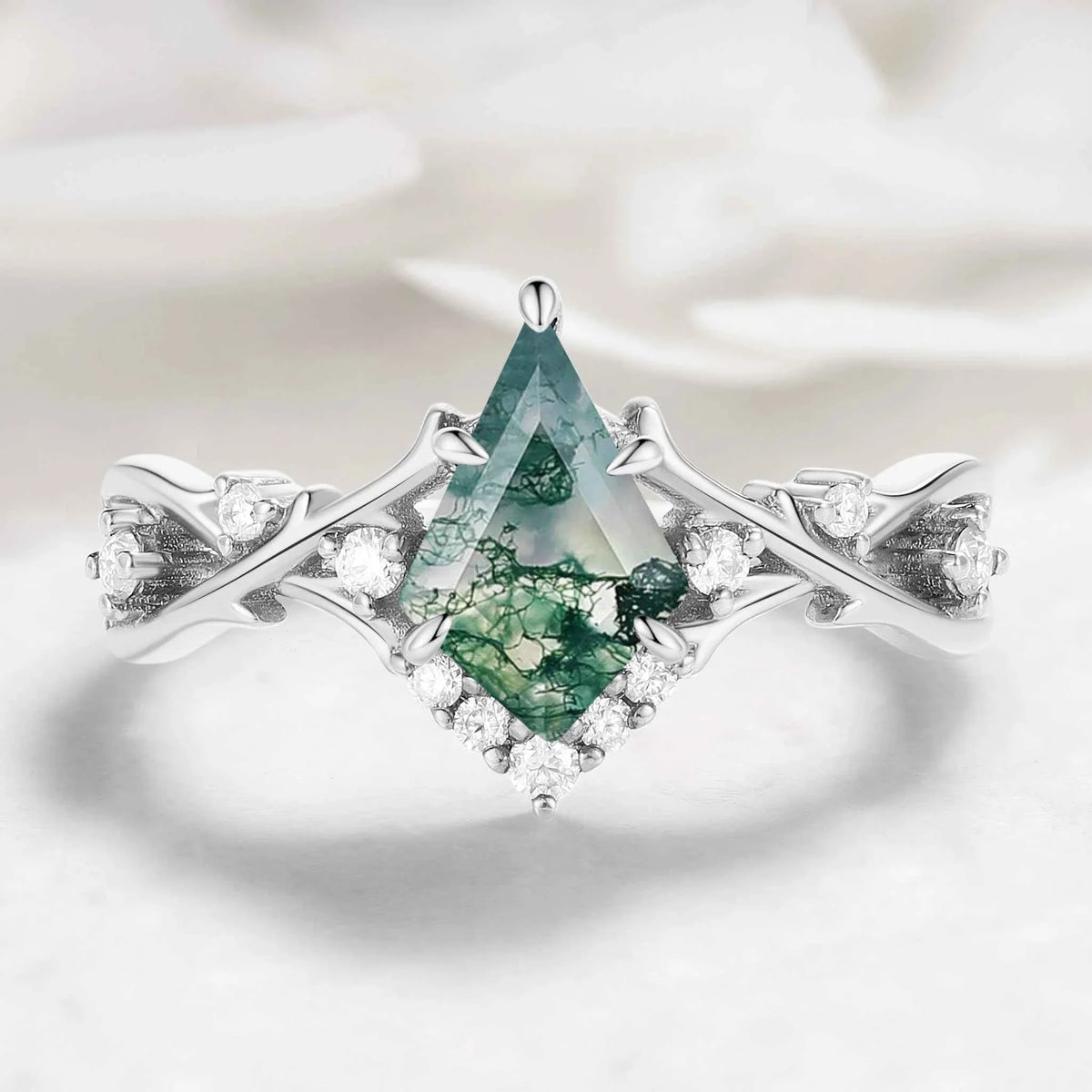 Nature-inspired Branch Kite Cut Moss Agate Engagement Ring