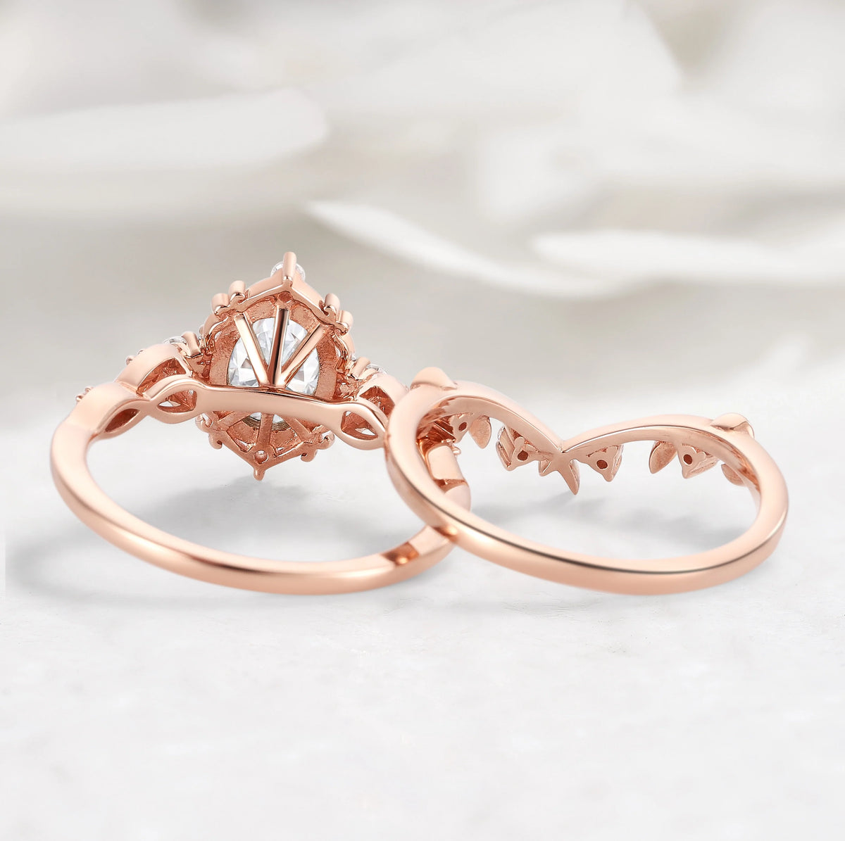 Signature Vintage Oval Shaped Moissanite Engagement Ring With Leaf Wedding Band