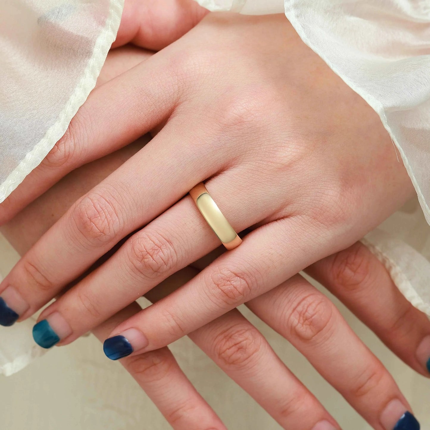 Hidden Star Moissanite Men's Wedding Band