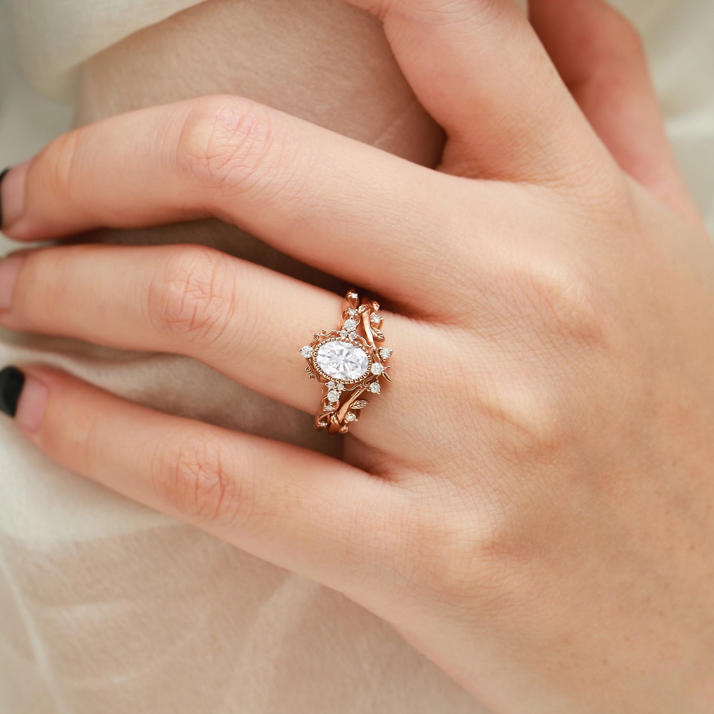 Signature Vintage Oval Shaped Moissanite Engagement Ring With Leaf Wedding Band