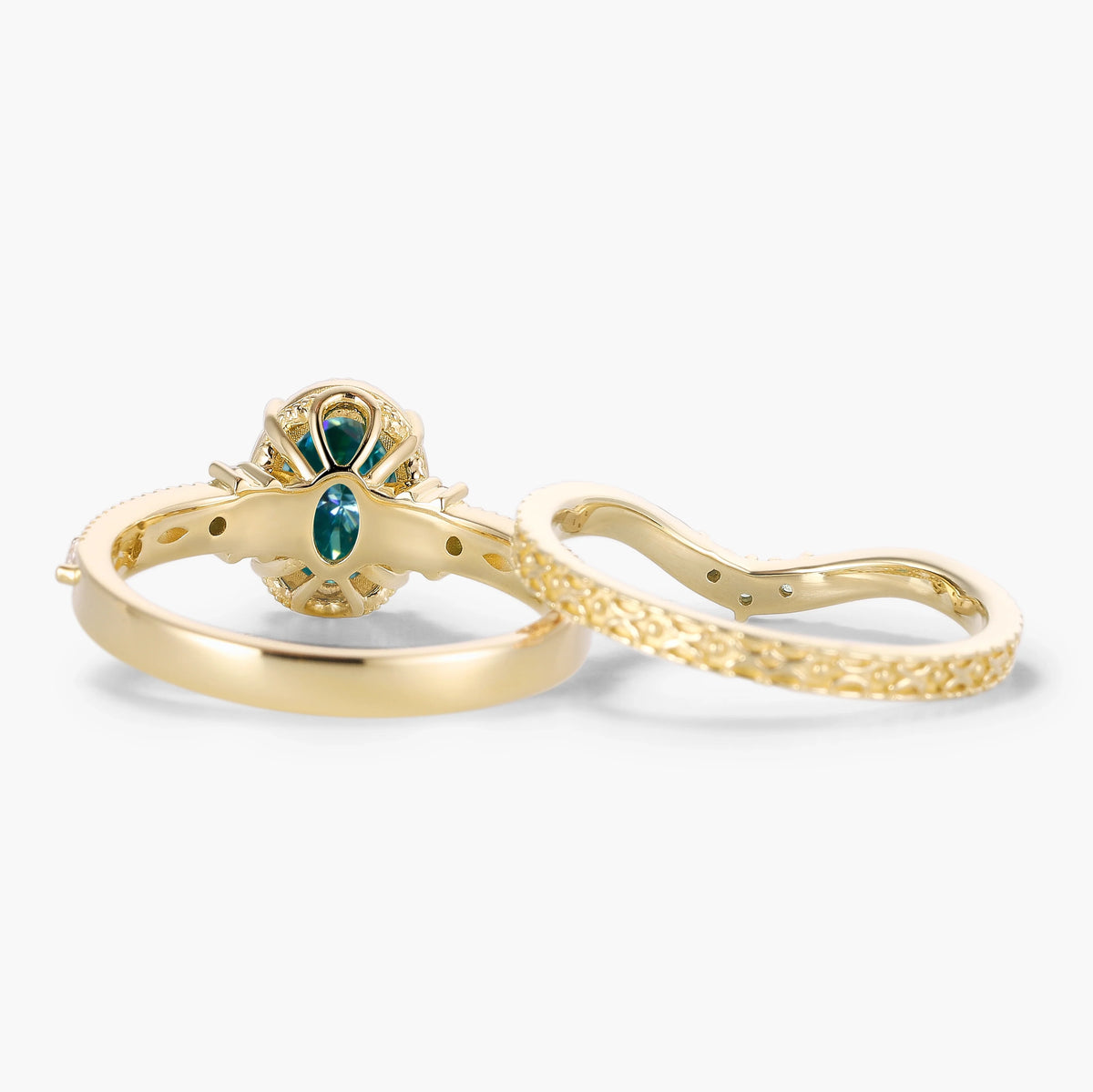 Classic Oval Cut Green Moissanite Bezel Engagement Ring Set