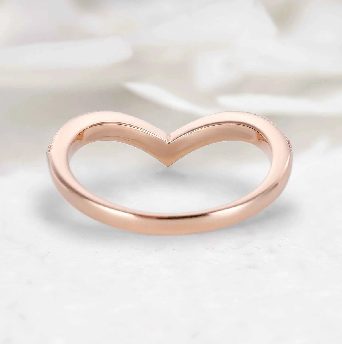 Milgrain Beaded Edge V-Shaped Moissanite Wedding Band
