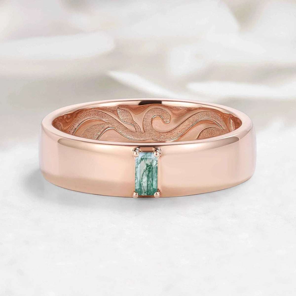 Nature Inspired Moss Agate Men’s Ring with Leaf Vine Engraving