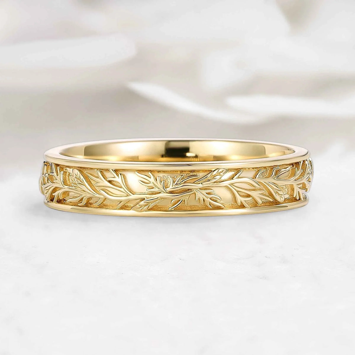 Nature-Inspired Men's Ring Leaf Carving Wedding Band