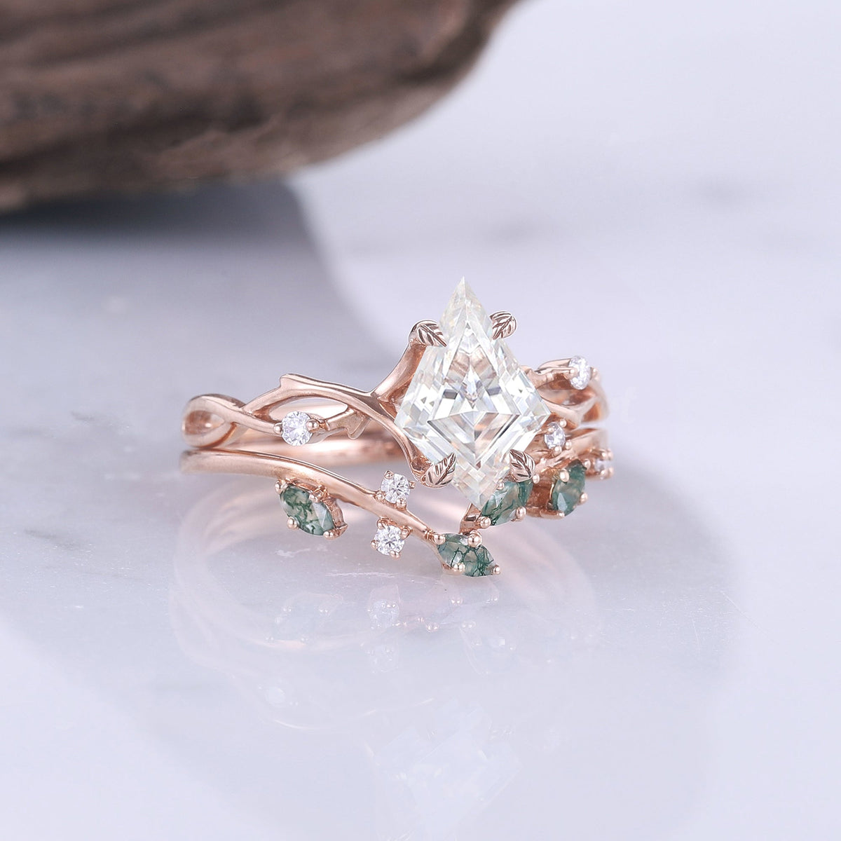 Unique Kite Cut Moissanite Leaf and Vine Gemstone Ring Set 2pcs