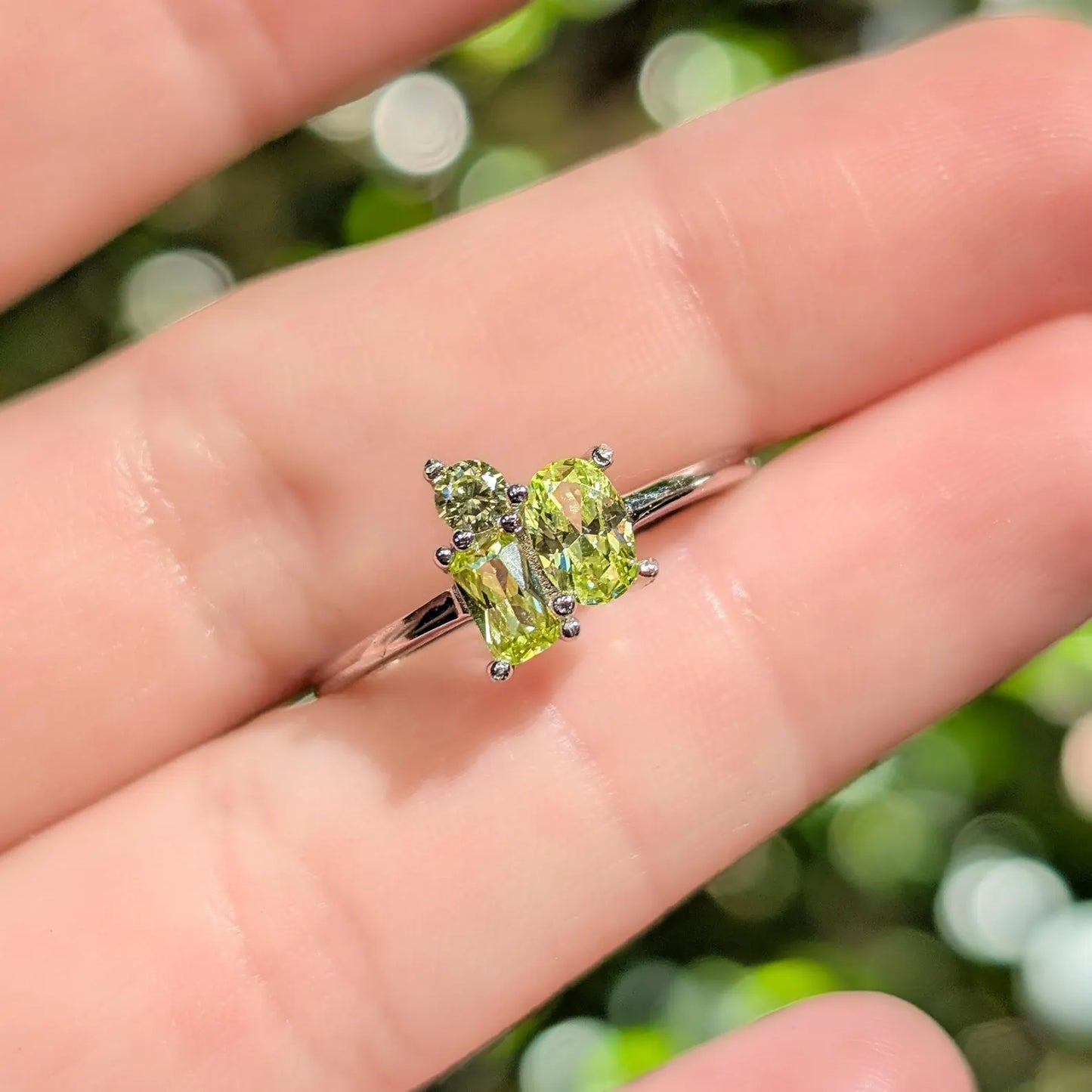 The Elia - Peridot 3 Stone Cluster Ring
