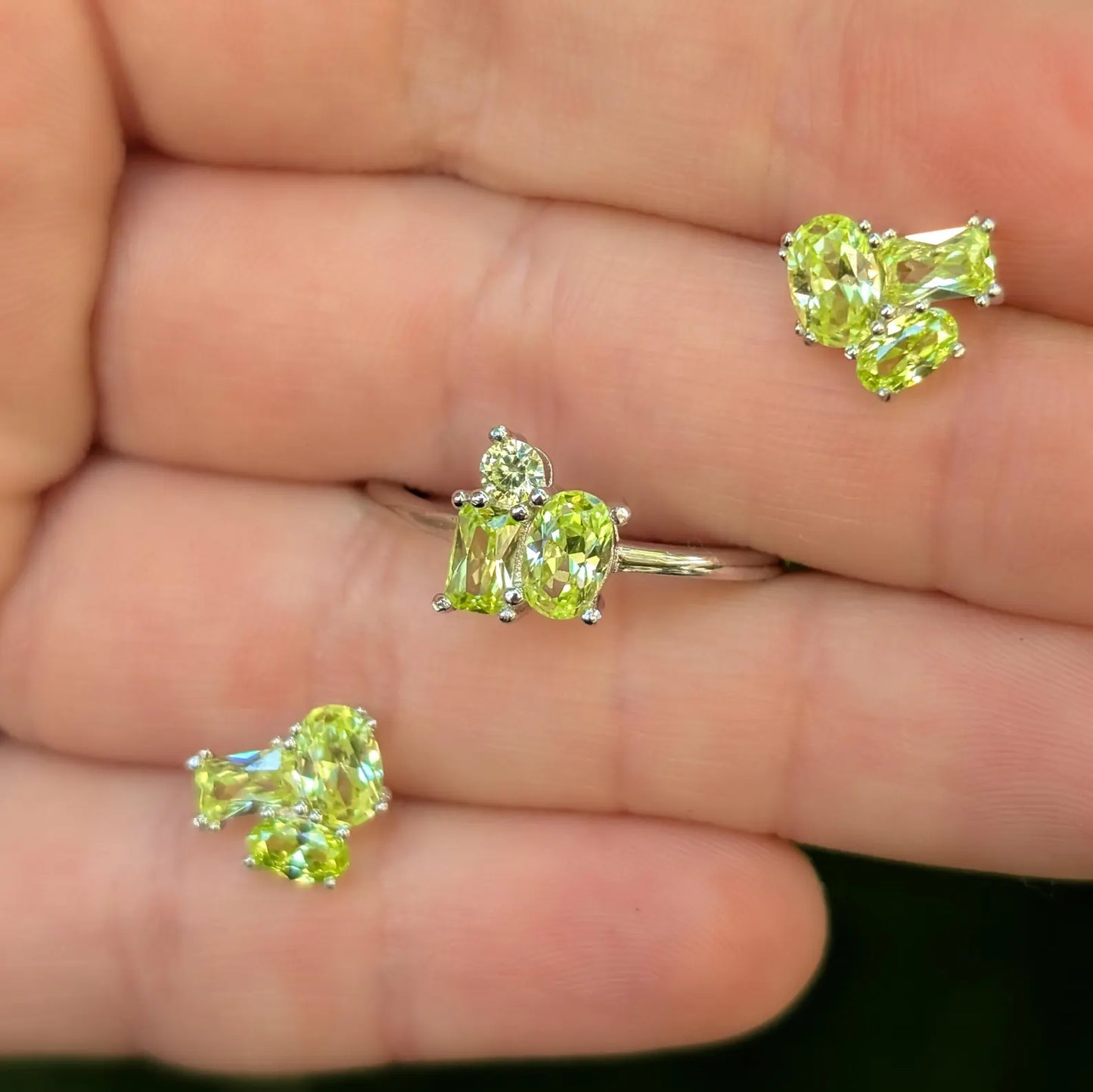 The Elia - Peridot 3 Stone Cluster Ring