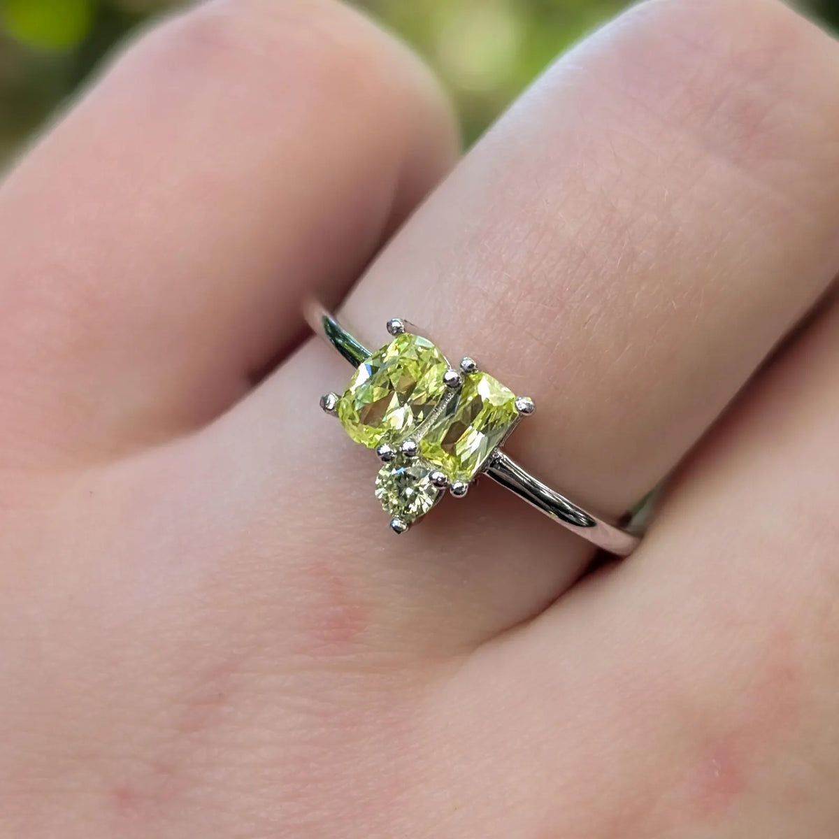 The Elia - Peridot 3 Stone Cluster Ring