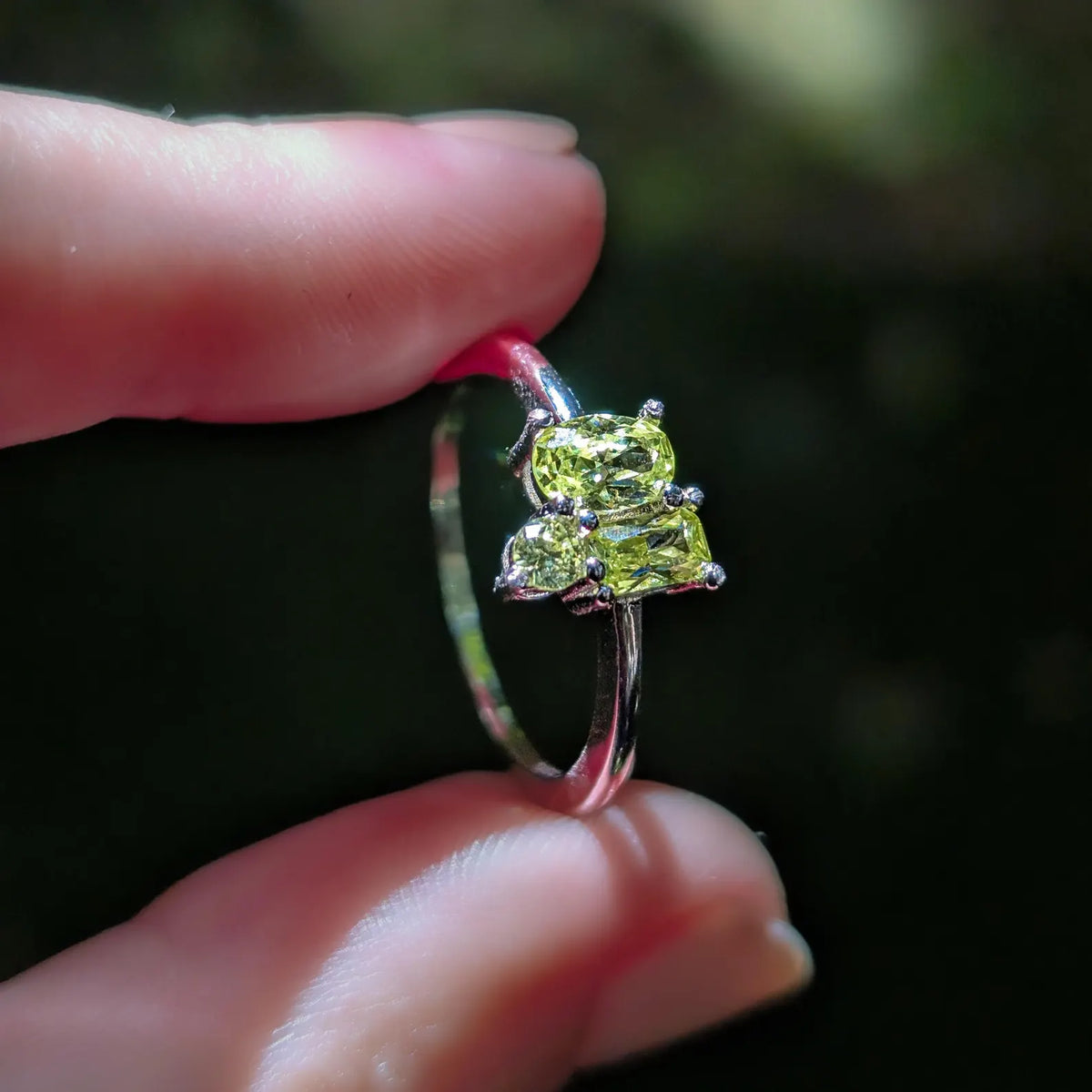 The Elia - Peridot 3 Stone Cluster Ring