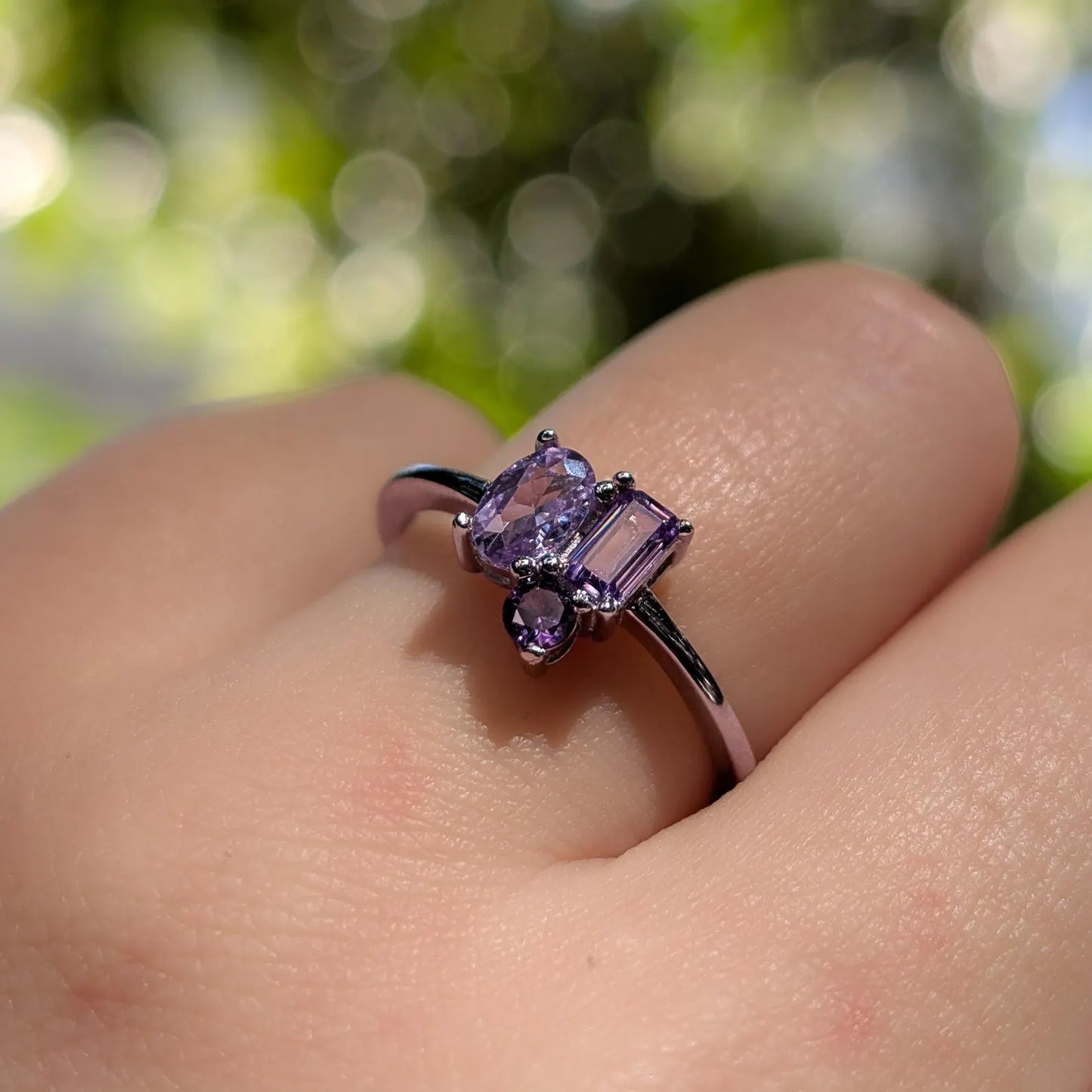 The Elia - Amethyst Small Cluster Ring