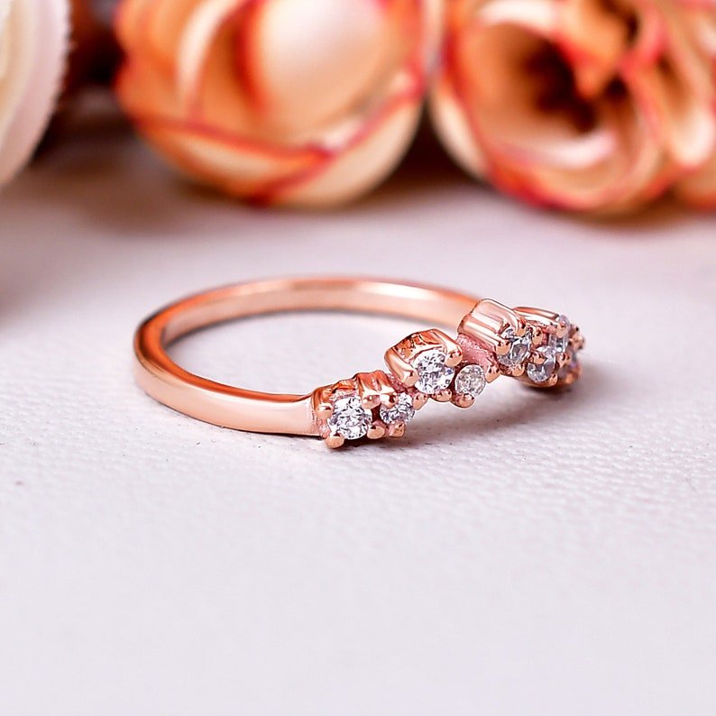 Beautiful Moissanite Unique Wedding Ring