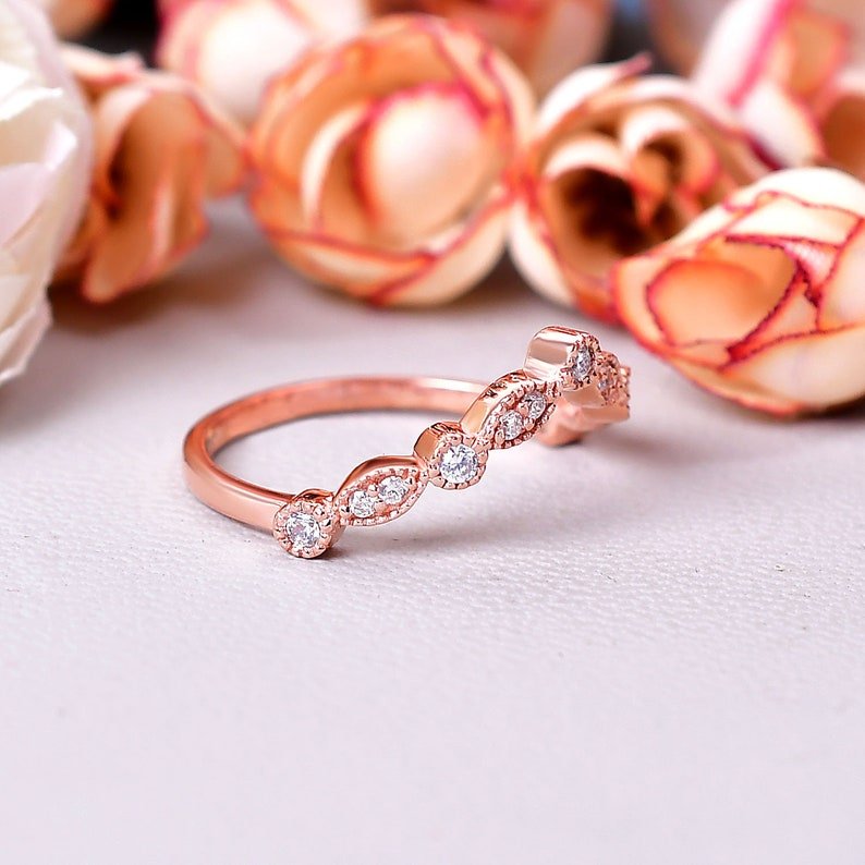 Sparkly Moissanite Curved Engagement Stacking Band Ring