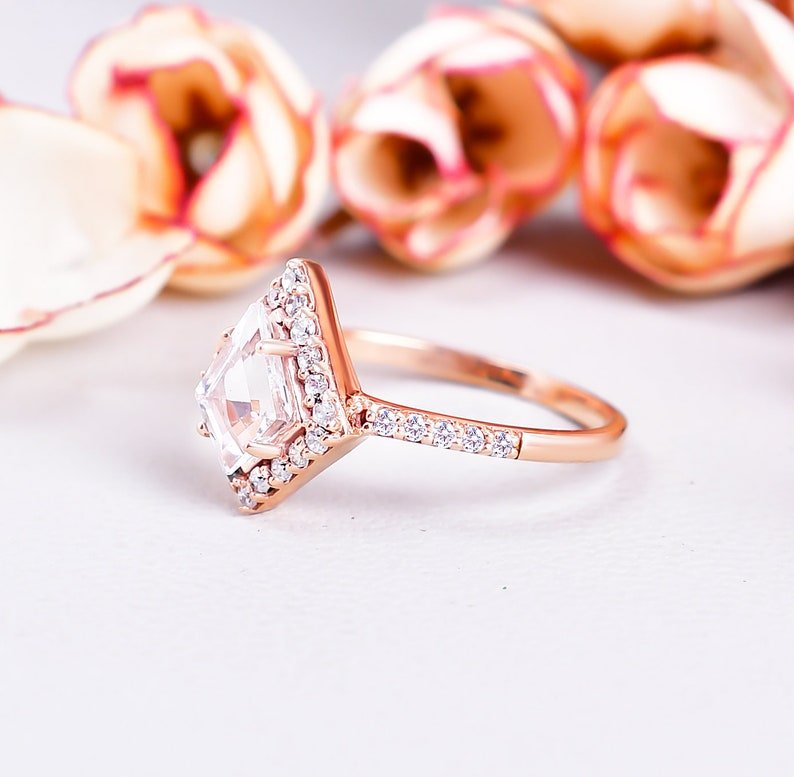 Vintage Moissanite Engagement Ring for Her Love