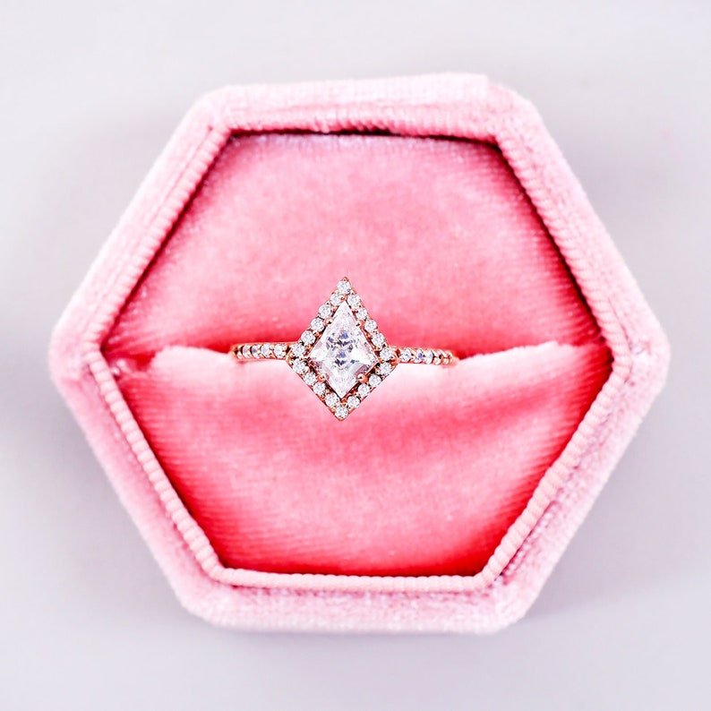 Vintage Moissanite Engagement Ring for Her Love