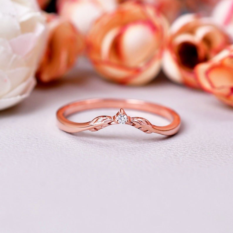 Vintage Art Crown Shaped Moissanite Leaf Band Ring
