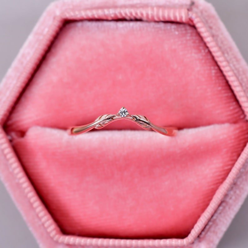 Vintage Art Crown Shaped Moissanite Leaf Band Ring