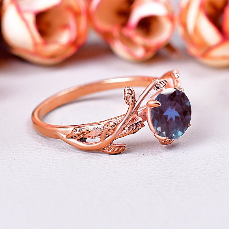 Beautiful Leaf Alexandrite Engagement Ring