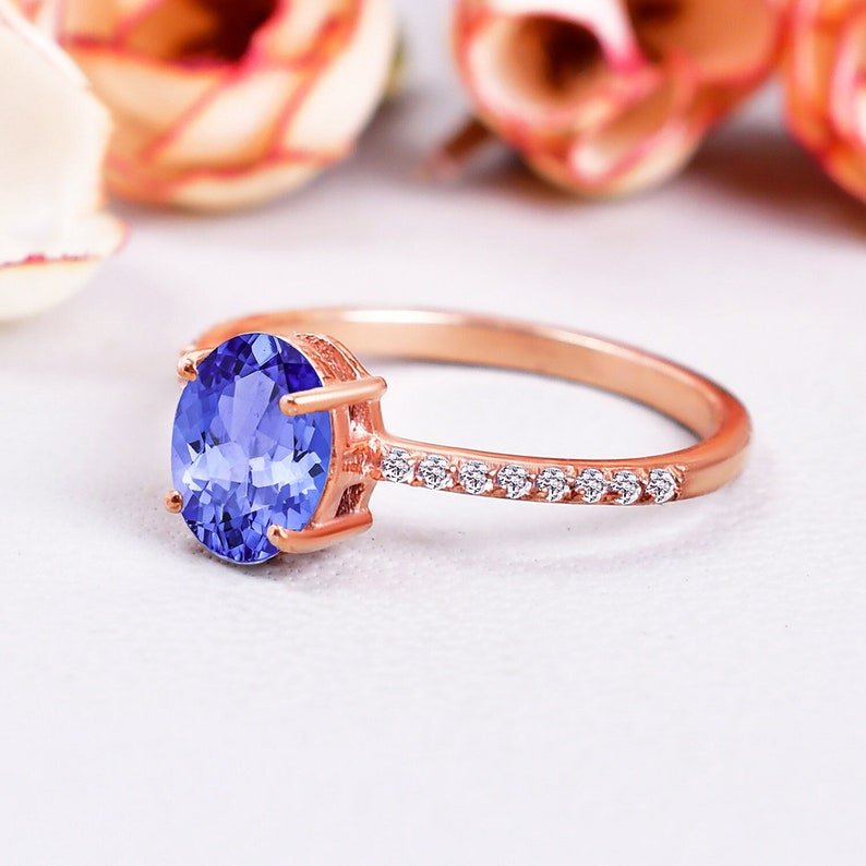Gorgeous Blue Tanzanite Wedding Ring for her Love