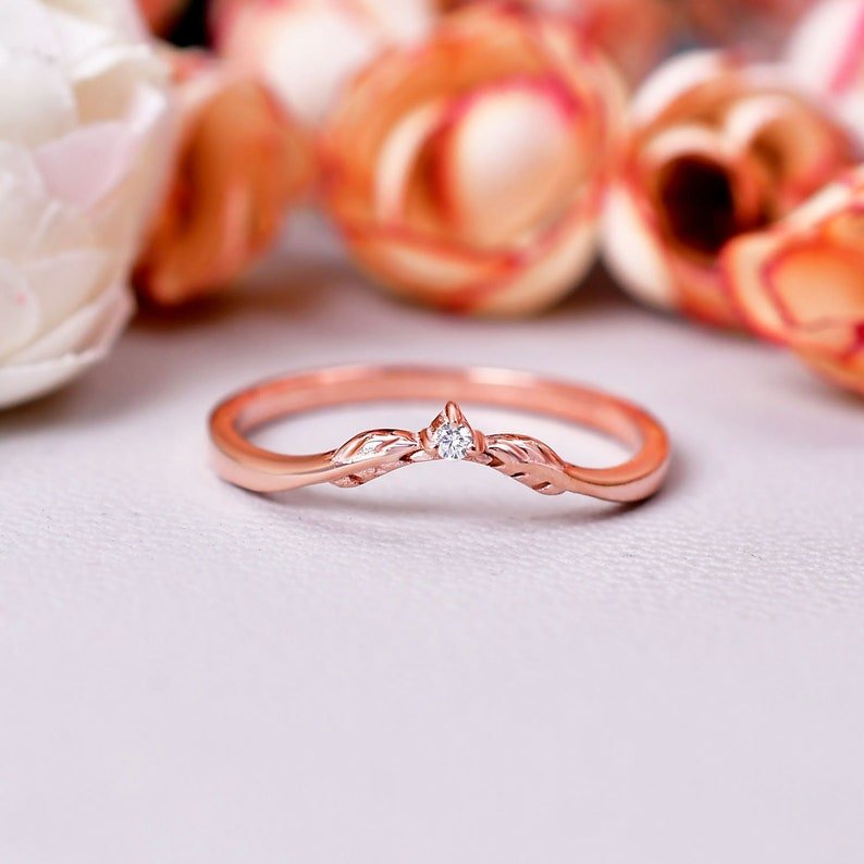 Vintage Art Crown Shaped Moissanite Leaf Band Ring