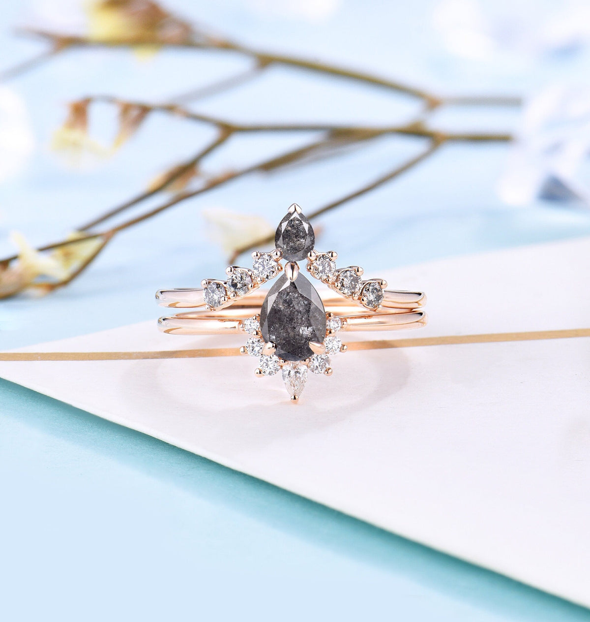 Art deco Salt and Pepper Diamond Engagement Ring Set | Vintage Rose gold Bridal set| Pear cut Curved wedding band | Anniversary promise ring