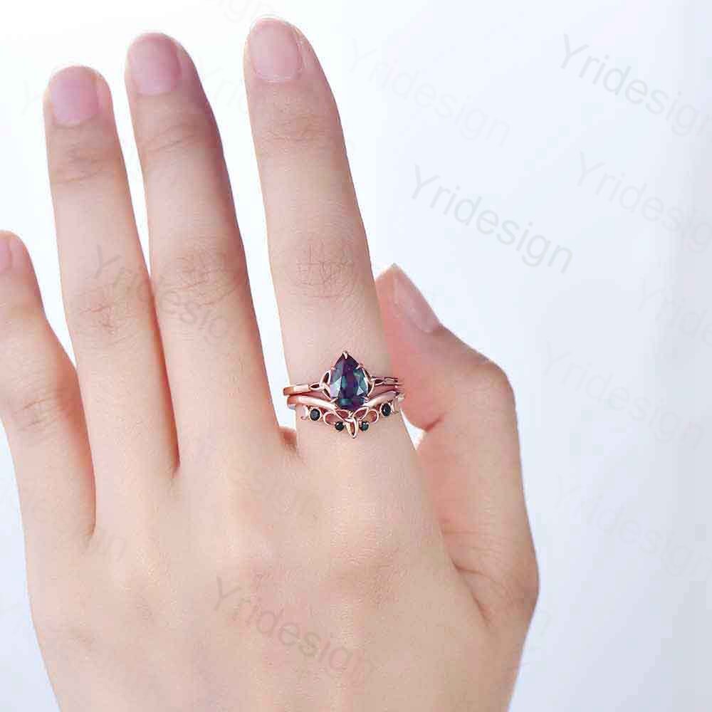 Celtic Knot Norse Viking Alexandrite Engagement Ring Set Unique Pear Alexandrite Wedding Ring,Curved Black Spinel Matching Band Bridal Sets