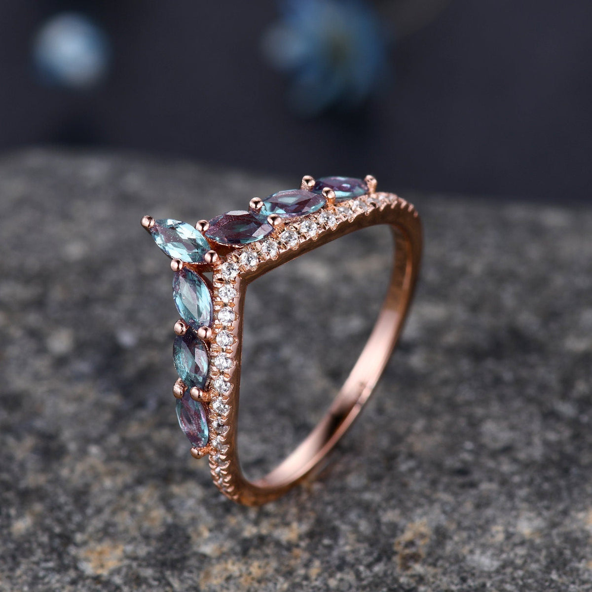 Unique Alexandrite wedding ring,Alexandrite wedding band,Marquise alexandrite ring,Curved V stacking rings,Diamond Ring,14k rose white gold