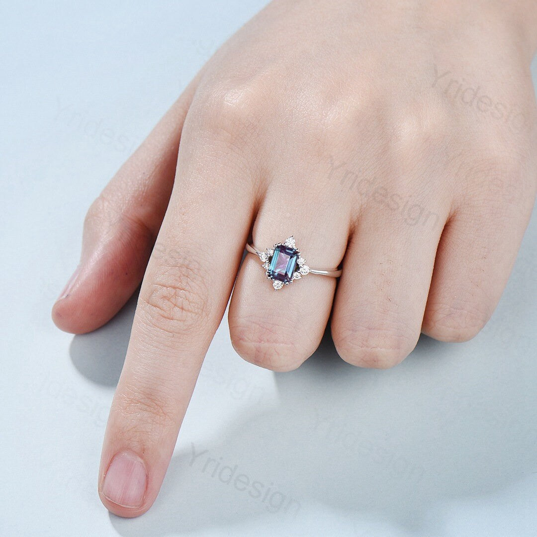 Elegant Emerald Cut Alexandrite Engagement Ring 14K White Gold Unique Vintage Alexandrite Moissanite Wedding Ring For Women June Birthstone