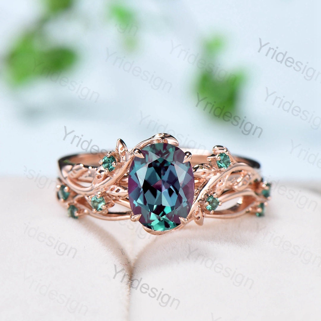 Unique black gold alexandrite ring set Nature Inspired twig leaf engagement ring vintage cluster emerald Leaf wedding ring set for women