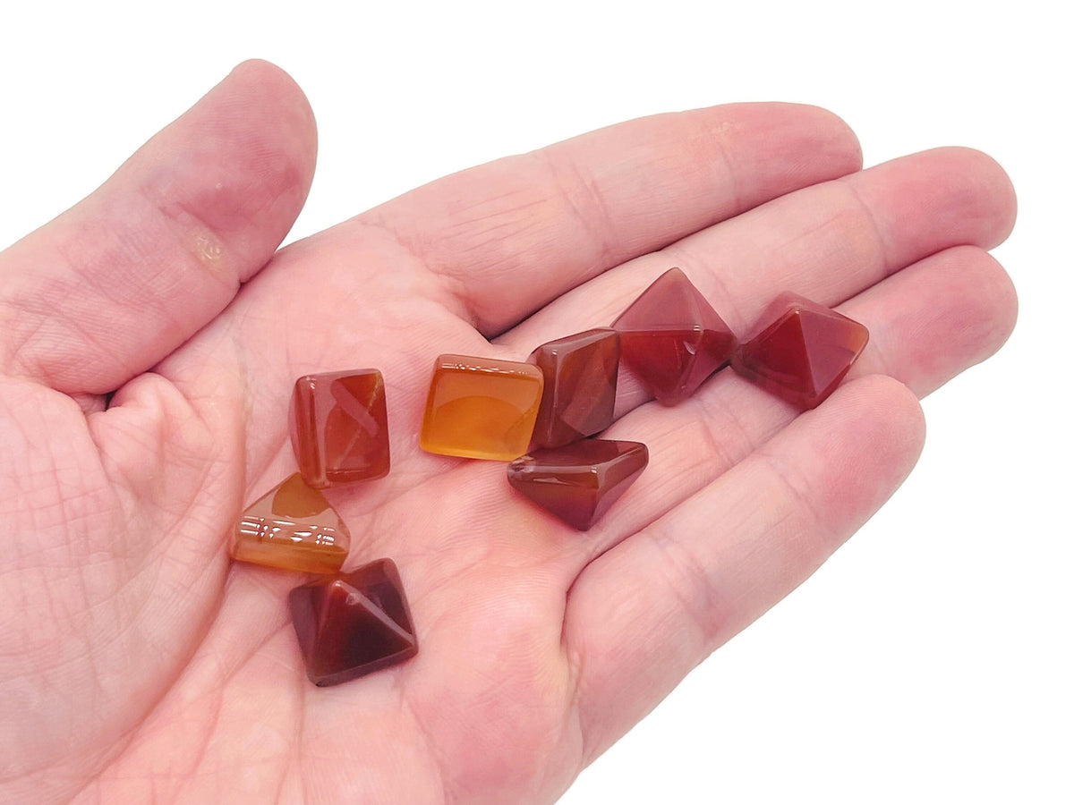 Carnelian Pyramid Carving Gemstone - 14mm - PY1005