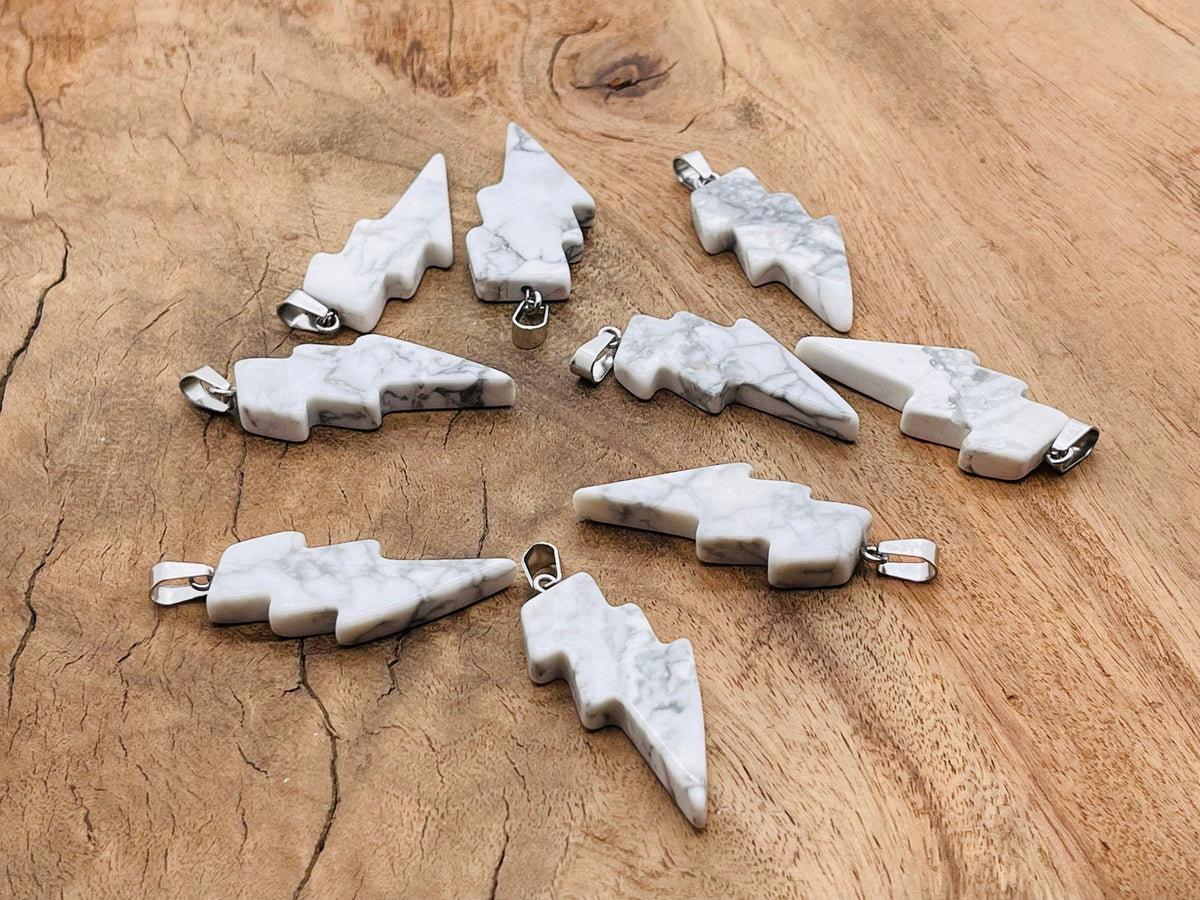 Howlite Lightning Crystal Pendant - Lightning Stone - NC1152