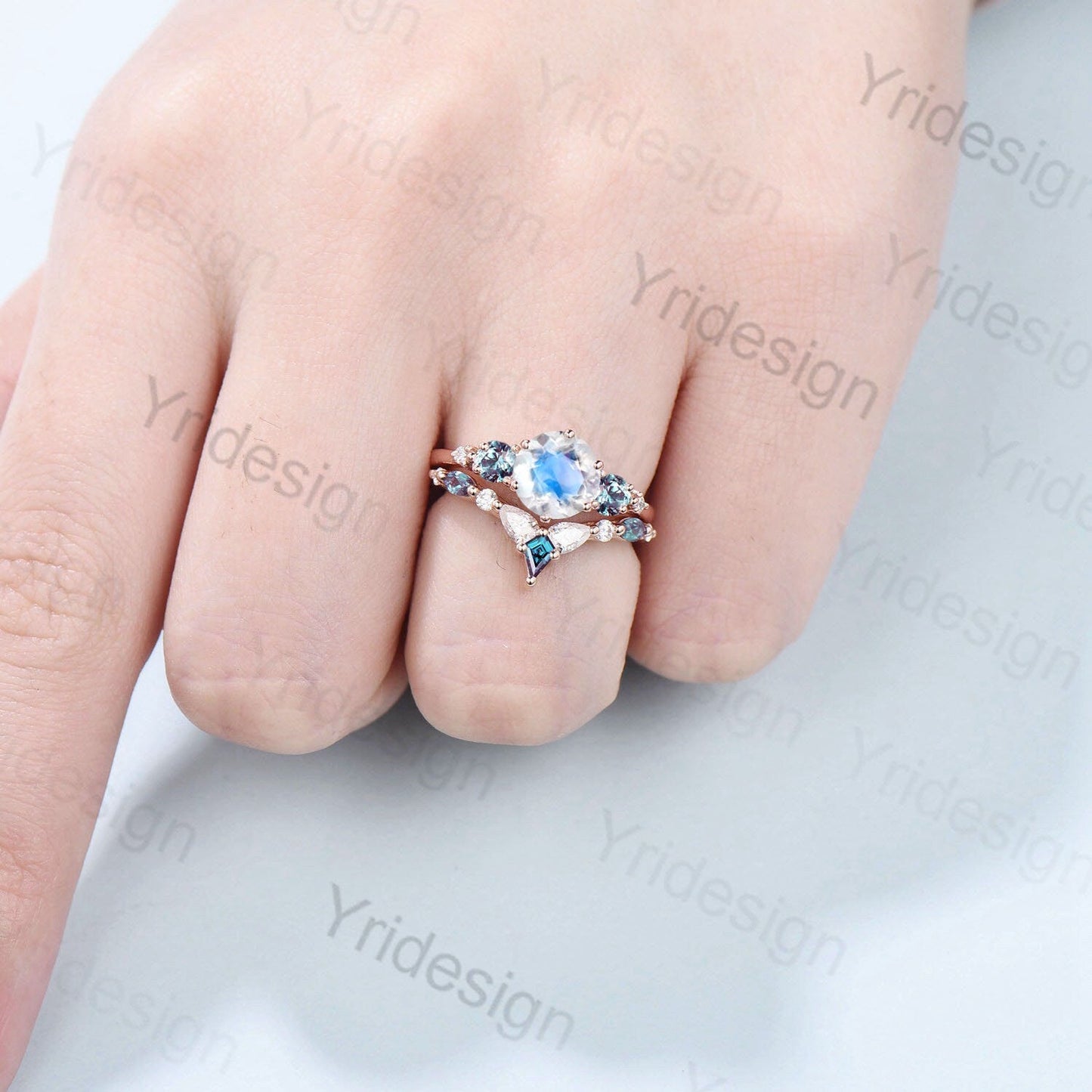 Vintage Rainbow Blue Moonstone Ring Set Unique Engagement Ring Set Five Stone Pear Alexandrite June Birthstone Anniversary Ring For Women
