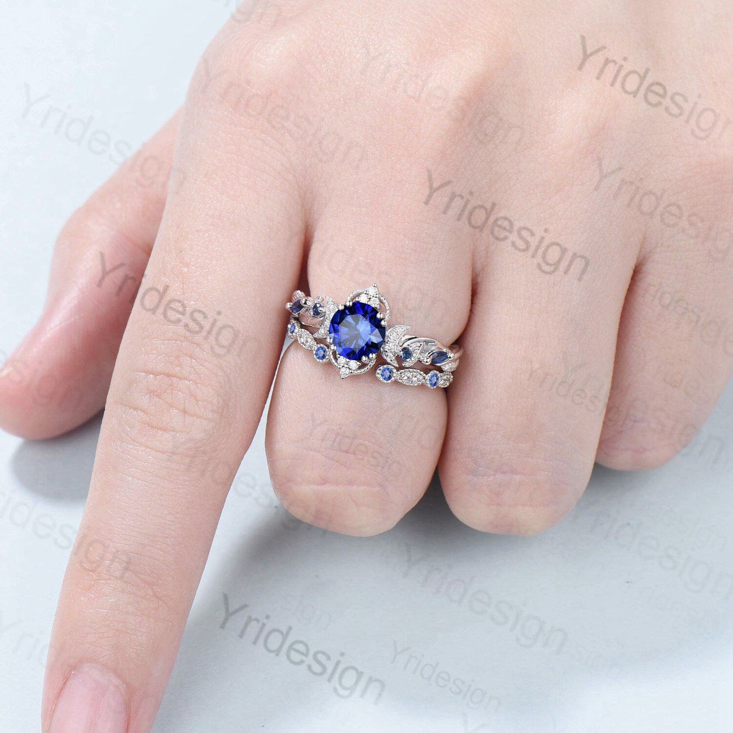 Crescent Moon Blue Sapphire Engagement Ring Set Unique Nature Inspired Wedding Ring Art Deco Open Gap Sapphire Bridal Ring Set for Women