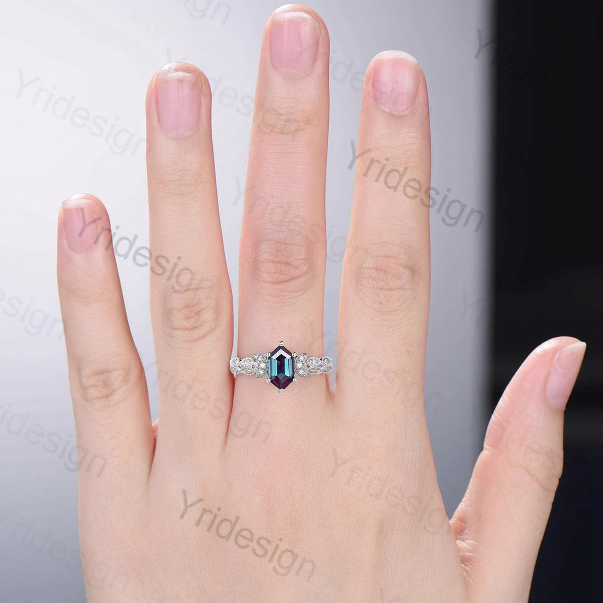 Vintage Elongated hexagon Alexandrite Ring Antique Moon Alexandrite Engagement Ring Unique Milgrain Wedding Ring for Women Proposal Gifts