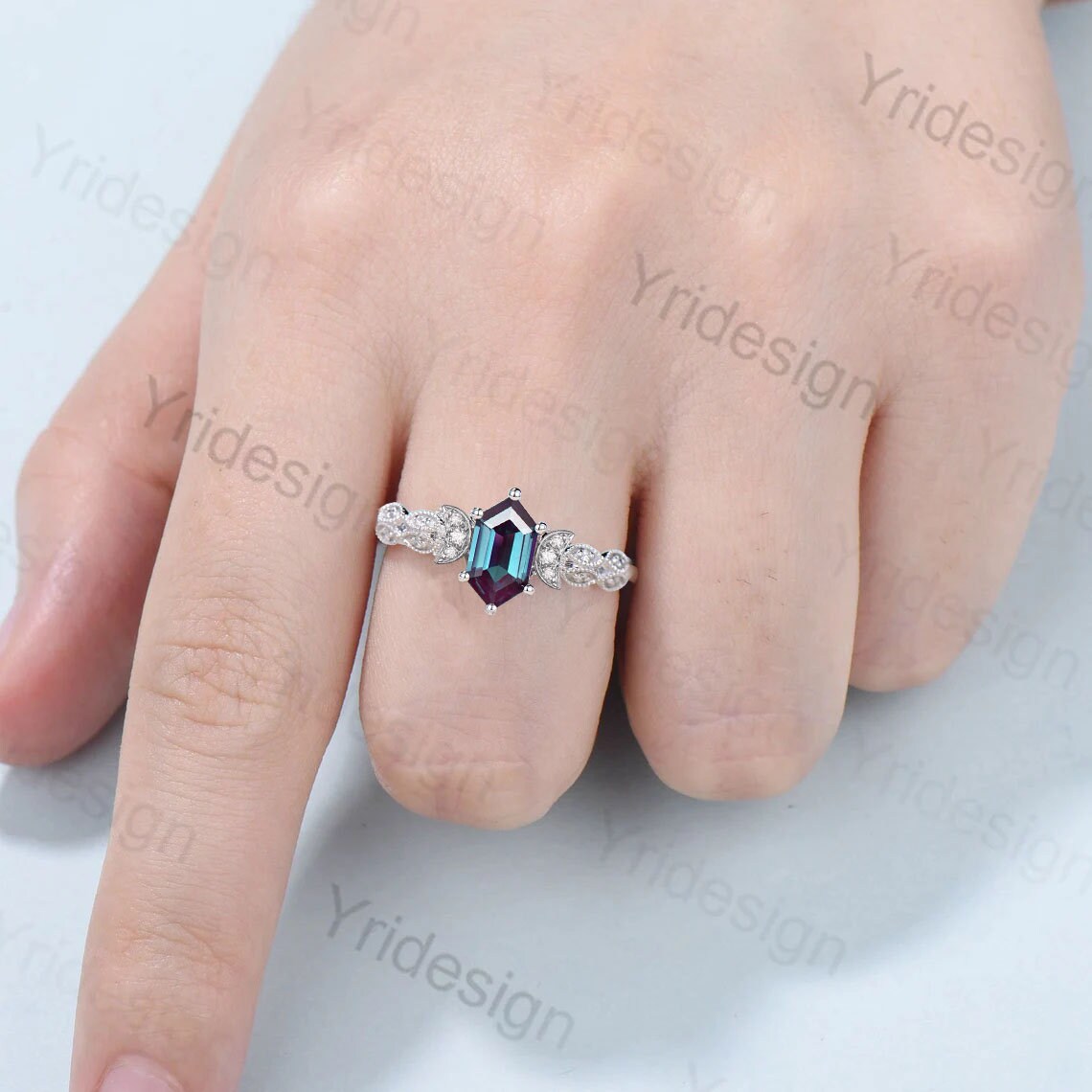 Vintage Elongated hexagon Alexandrite Ring Antique Moon Alexandrite Engagement Ring Unique Milgrain Wedding Ring for Women Proposal Gifts