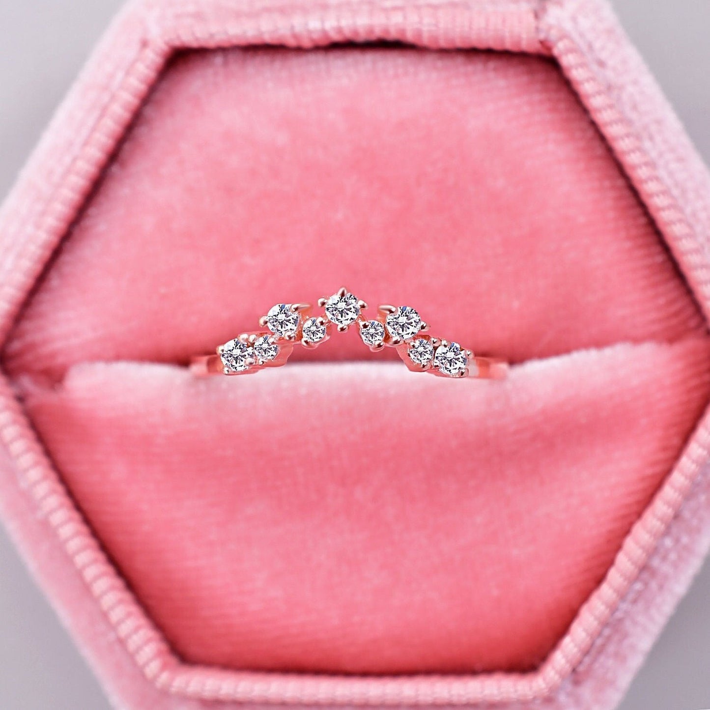 Beautiful Moissanite Unique Wedding Ring