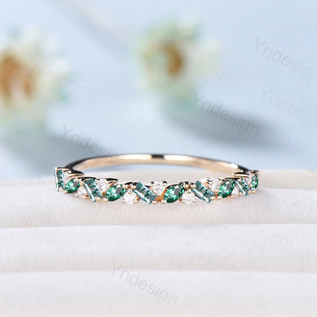 Vintage Moss Agate Emerald Eternity Wedding Band Women Unique Baguette Moss Stackable Ring Art Deco Green Crystal Matching Band For Women