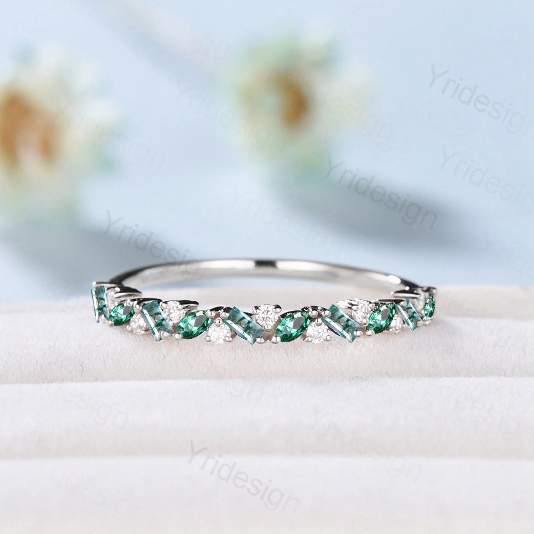 Vintage Moss Agate Emerald Eternity Wedding Band Women Unique Baguette Moss Stackable Ring Art Deco Green Crystal Matching Band For Women