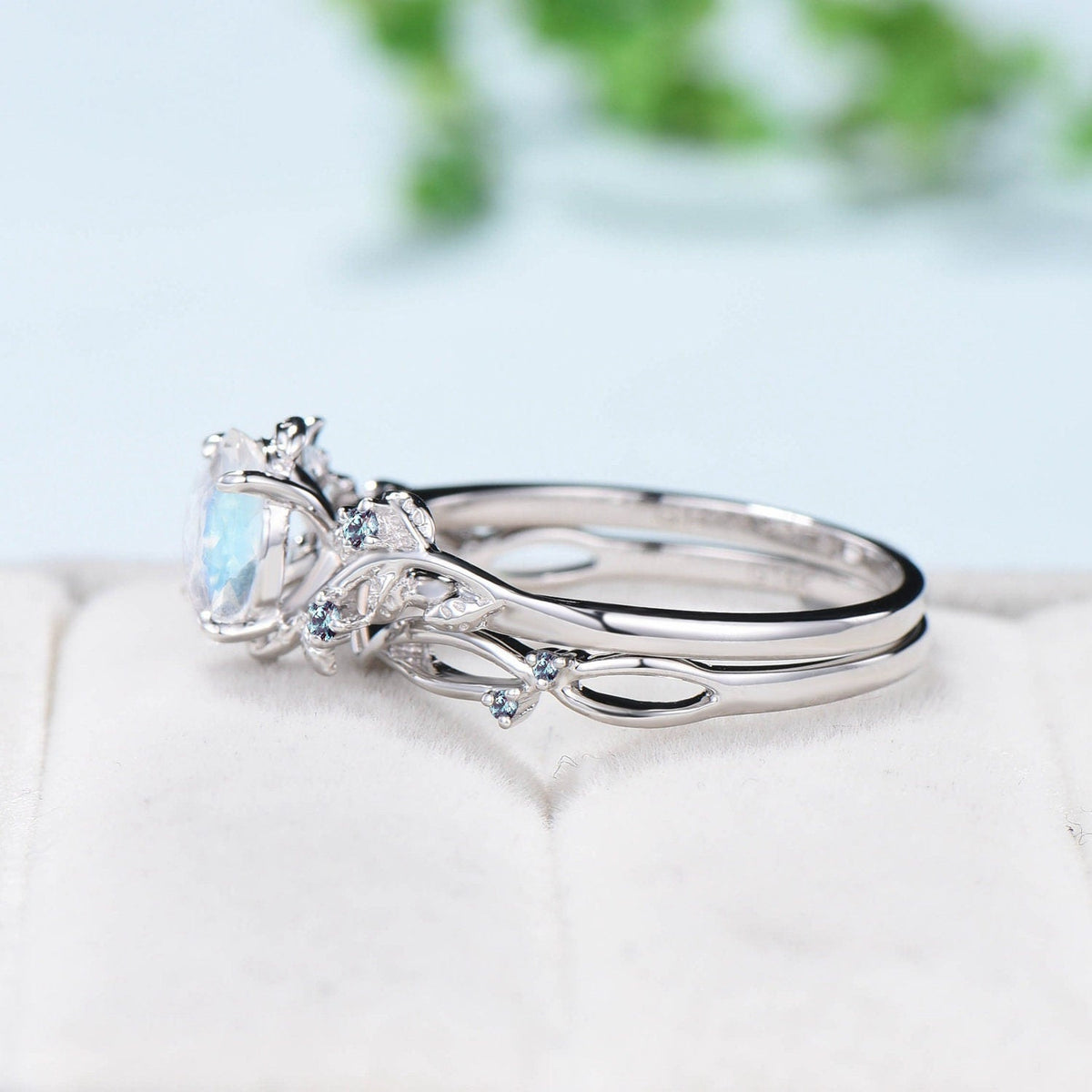 Unique black gold moonstone ring set Nature Inspired June birthstone engagement ring vintage cluster alexandrite Leaf wedding ring set women
